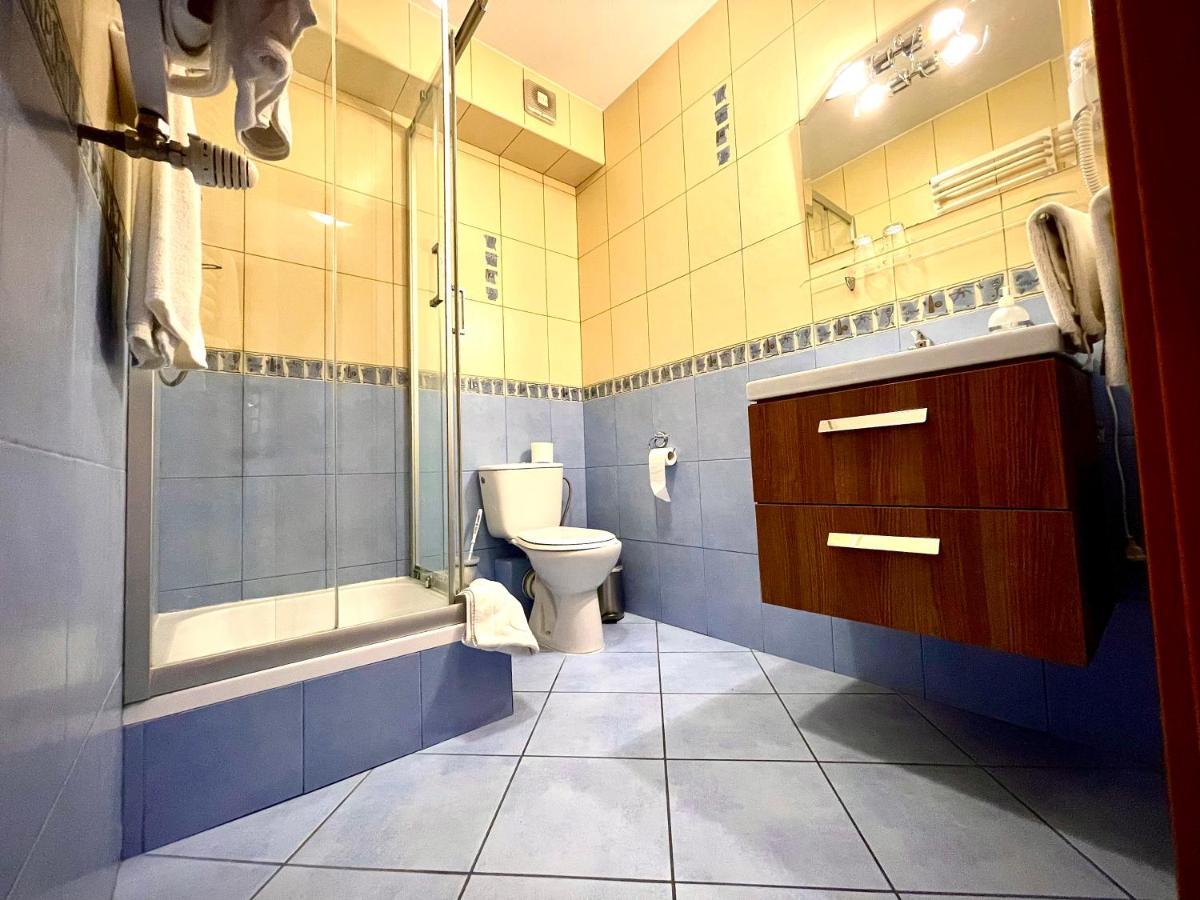Hotel Dowhan Nowe Kültér fotó