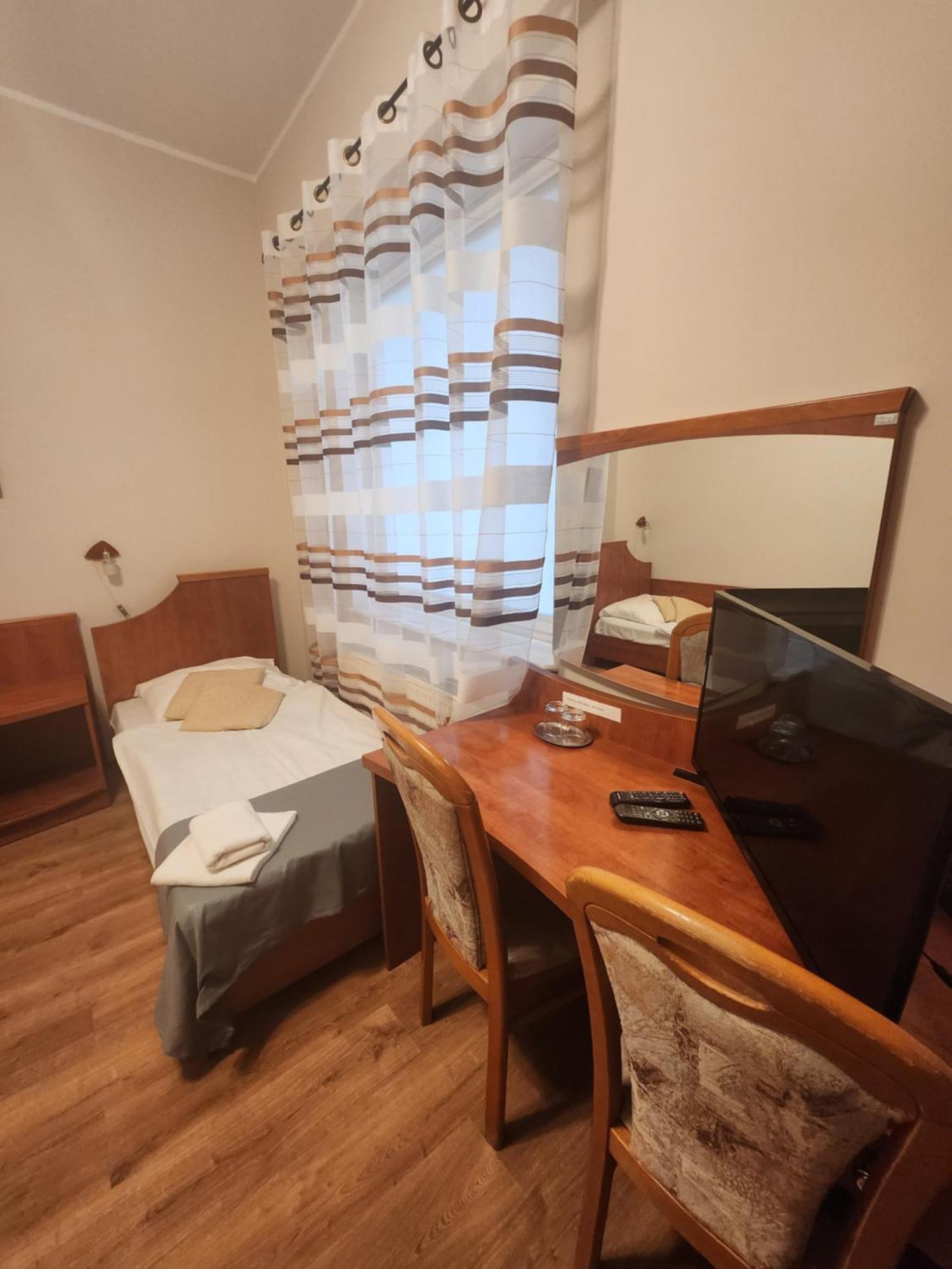 Hotel Dowhan Nowe Kültér fotó